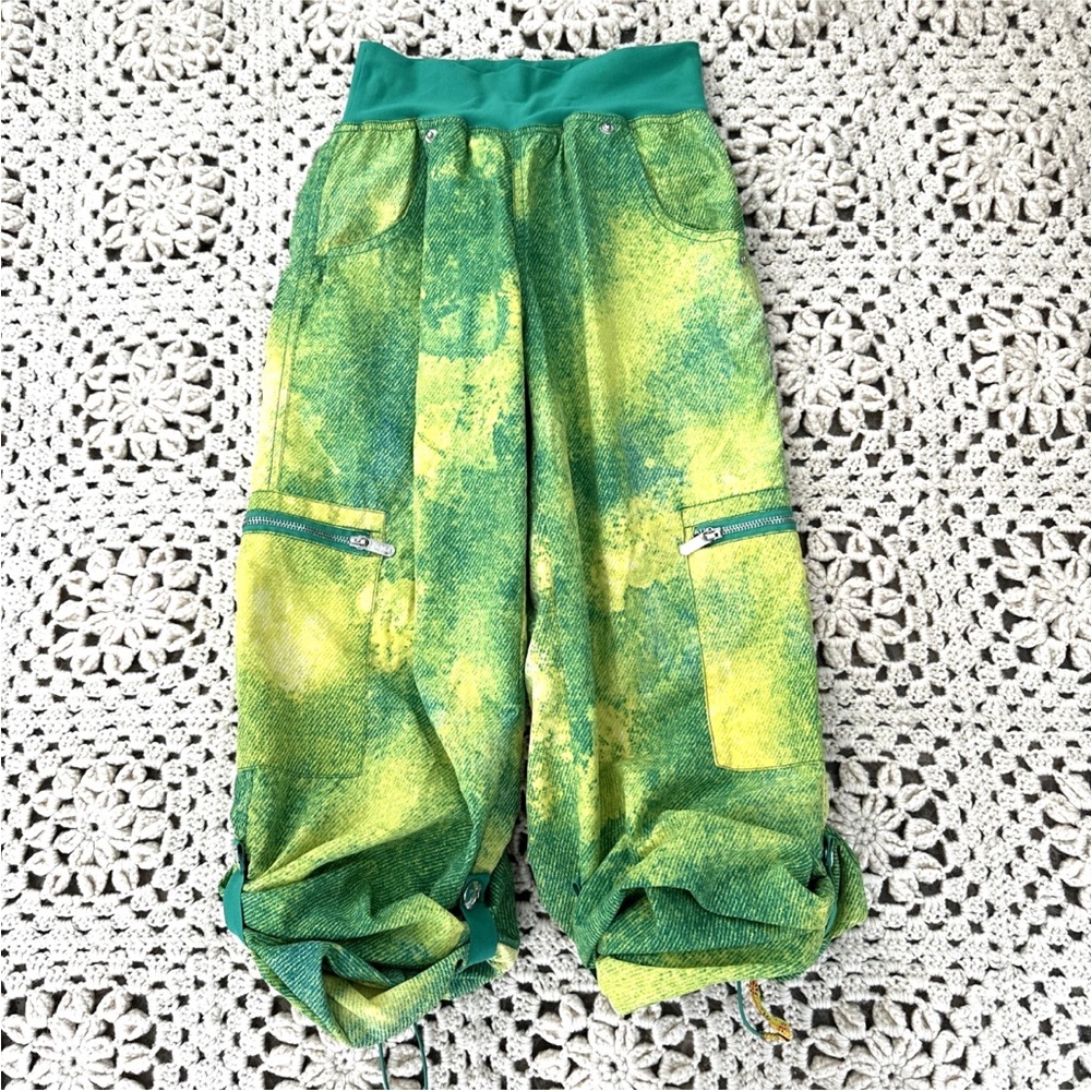Zumba Pants Joggers Green Cargo Parachute Adjustable Ankle Strap XS - Picture 6 of 15